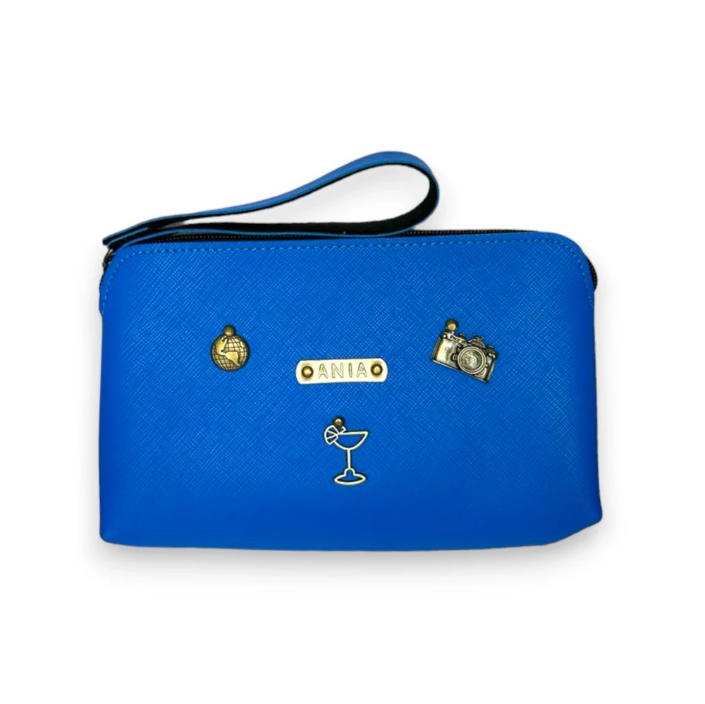 kosmetyczka niebieska-PhotoRoom.webp