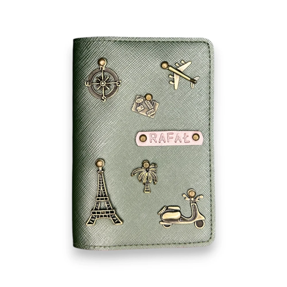 etui okładka pokrowiec na paszport personalizowany prezent dla podróżnika oliwkowe (2).webp