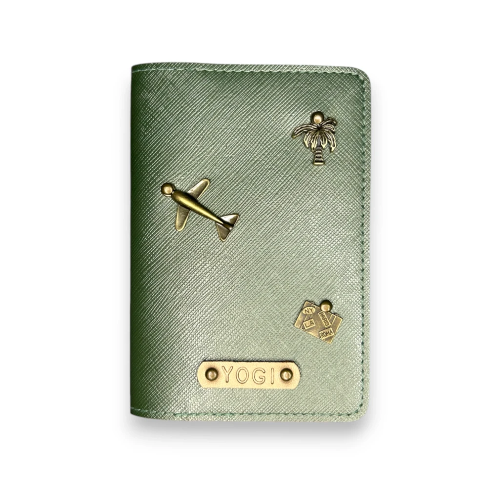 etui okładka pokrowiec na paszport personalizowany prezent dla podróżnika oliwkowe.webp