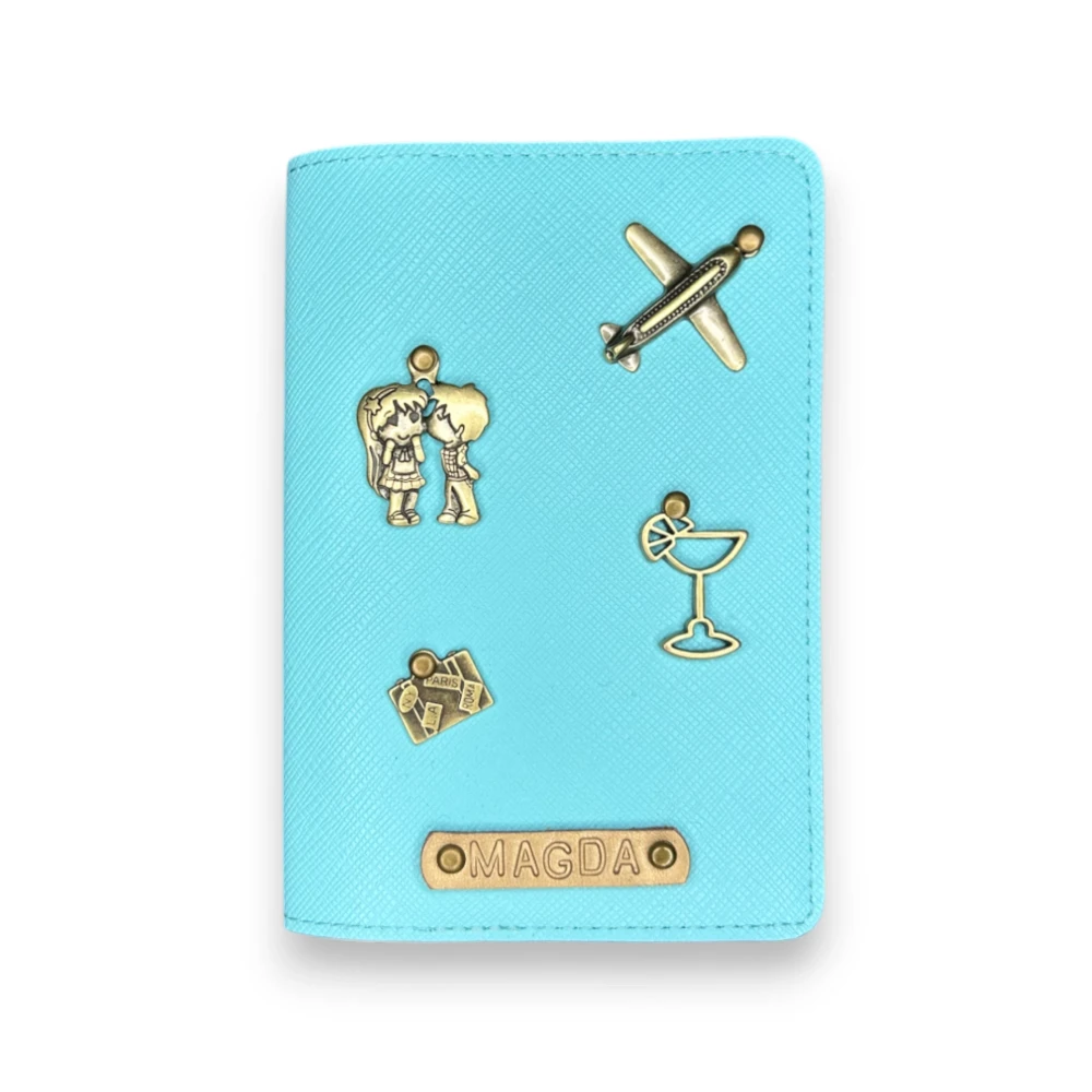 Personalizowane etui na paszport z przypinkami turkusowy.webp