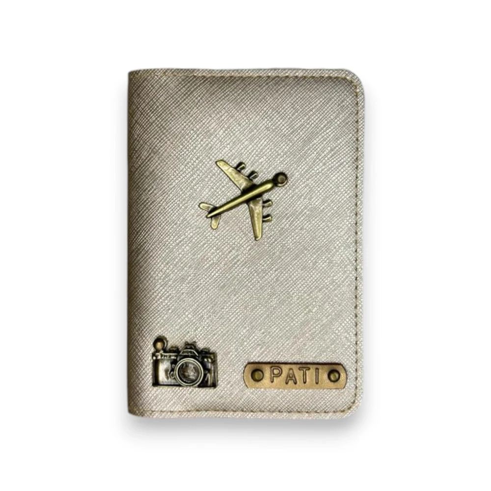 Etui na paszport personalizowany pokrowiec na dokumenty złoty (6).webp