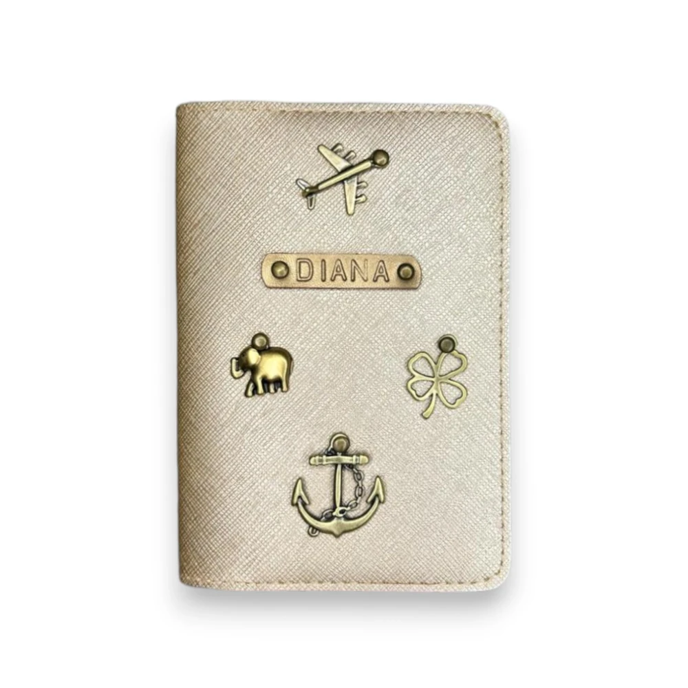 Etui na paszport personalizowany pokrowiec na dokumenty złoty (8).webp