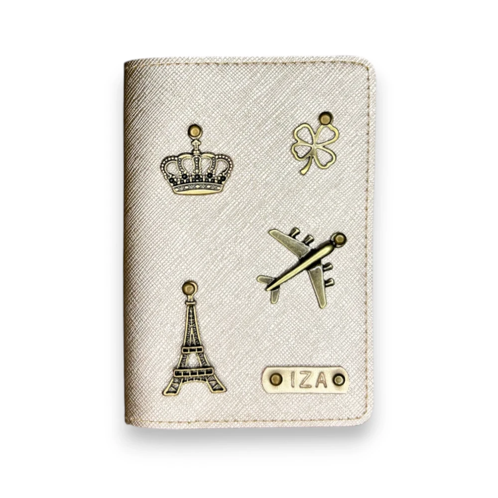 Etui na paszport personalizowany pokrowiec na dokumenty złoty.webp