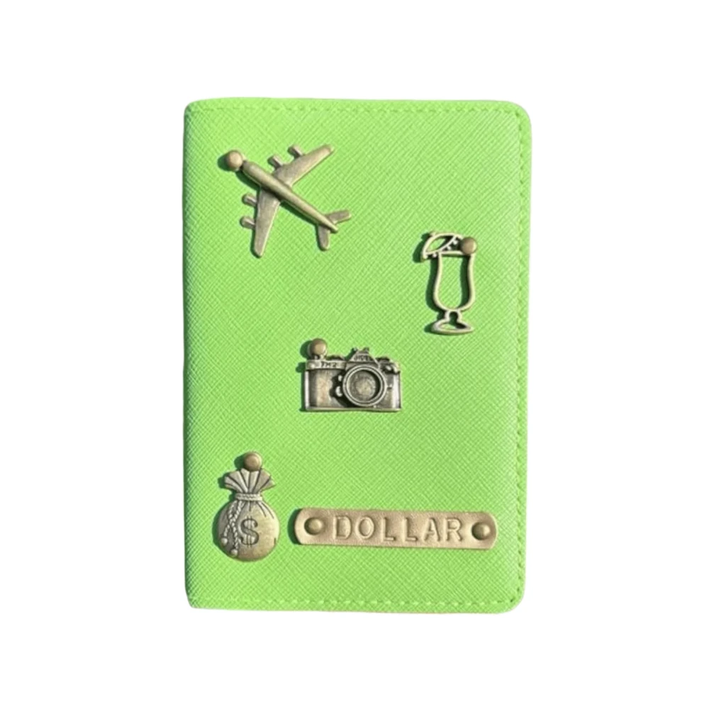 personalizowane etui na paszport zielone (2).webp