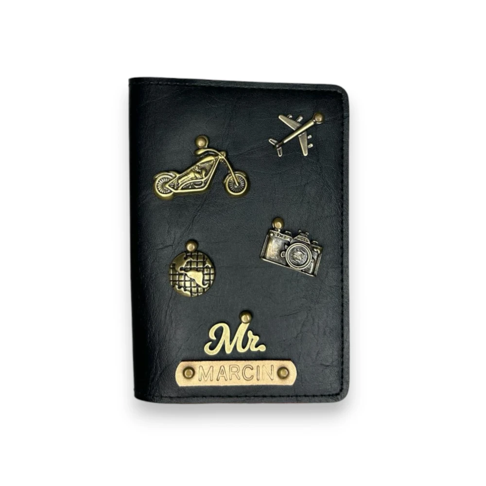 etui na paszport personalizowane - gładka czerń-.webp