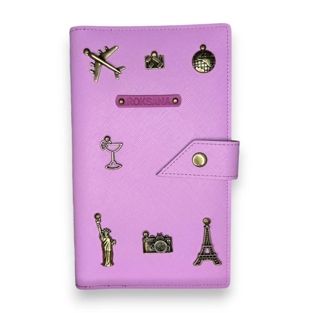 personalizowanie  etui na paszport dla par - liliowe(1).webp