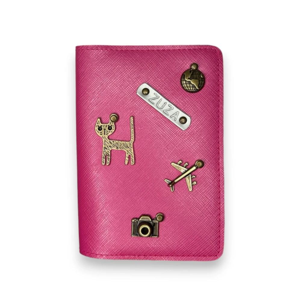 personalizowane etui na paszport- różowe.webp