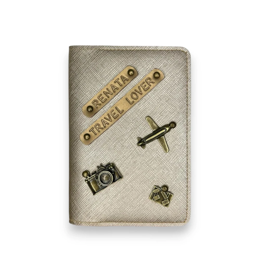 personalizowane etui na paszport - złote -.webp