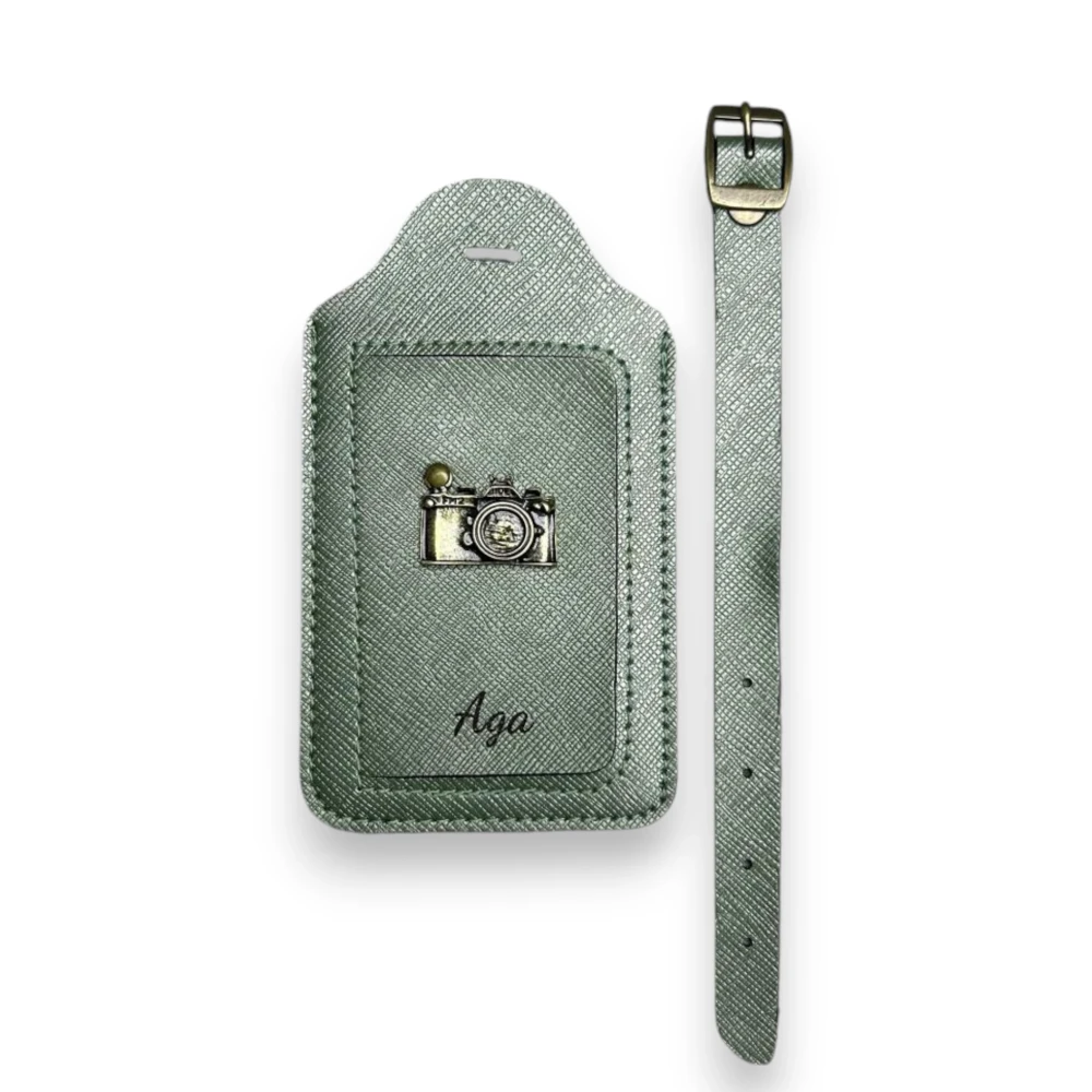 personalizowana zawieszka do bagażu -oliwkowa.webp
