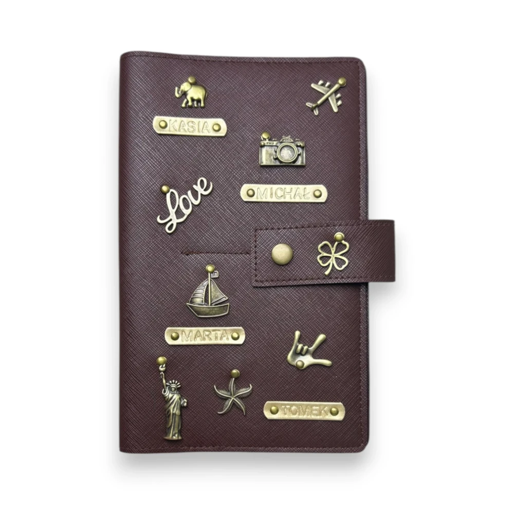 etui na 4 paszporty.webp