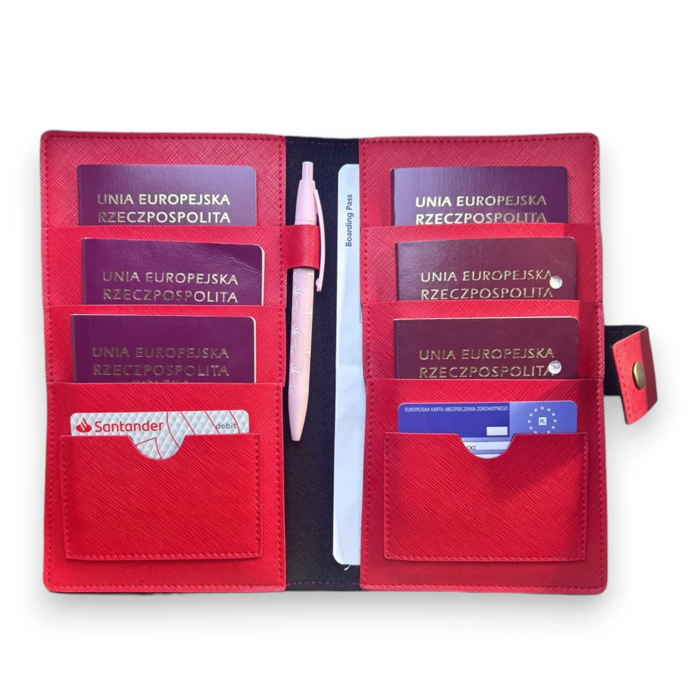etui na 6 paszportów - czerwone (środek)-.webp