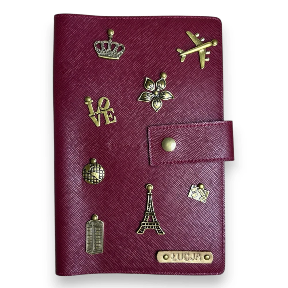 etui rodzinne burgundowe.webp