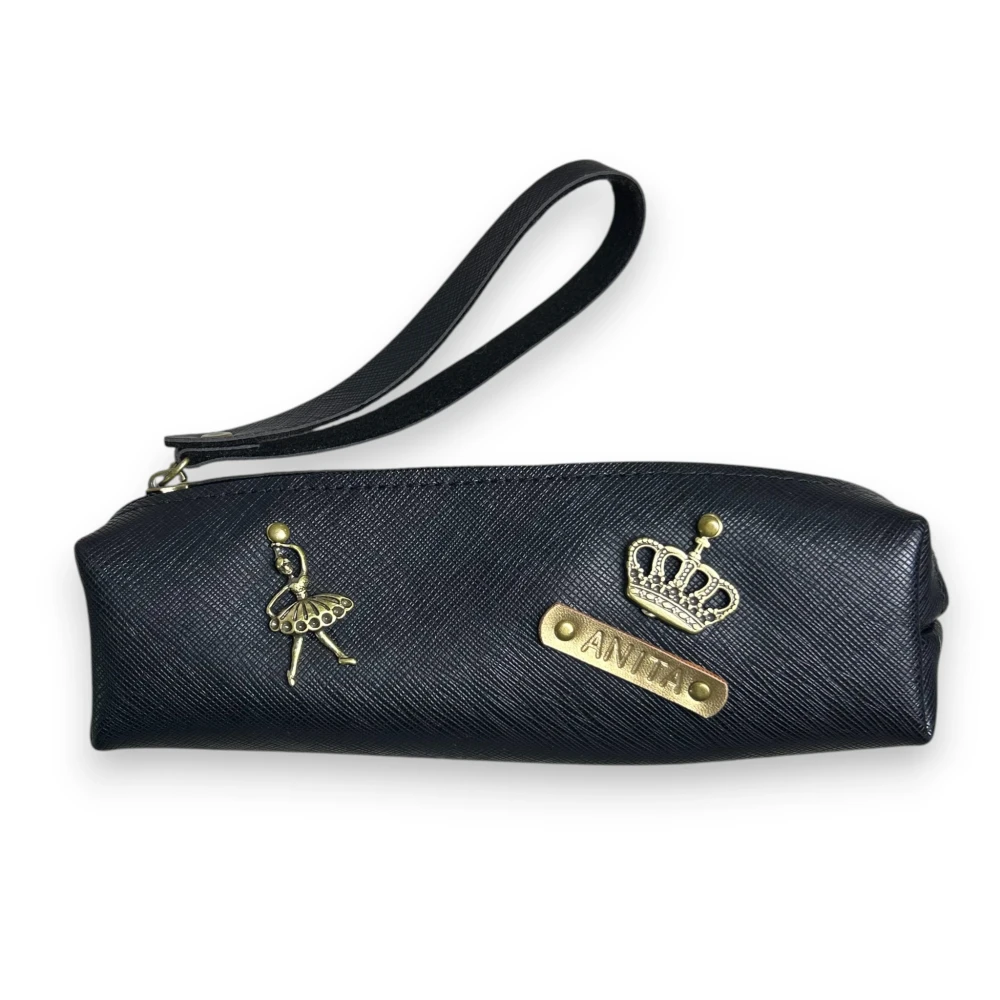 piórnik czarny.webp