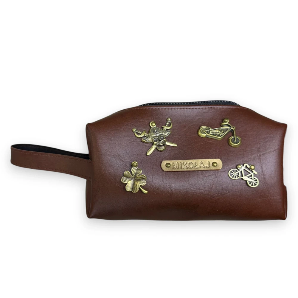 KOSMETYCZKA MĘZKA.webp